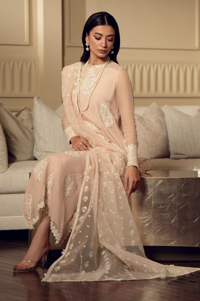 Baroque Peach Pure Cotton Lawn Embroidery Dress 3pc