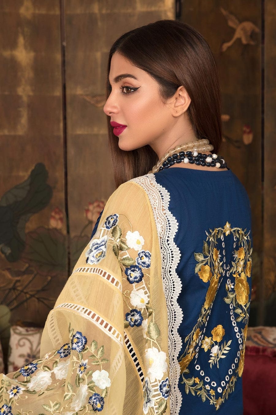 CRIMSON BLUE CHIKANKARI LAWN DRESS 3PC