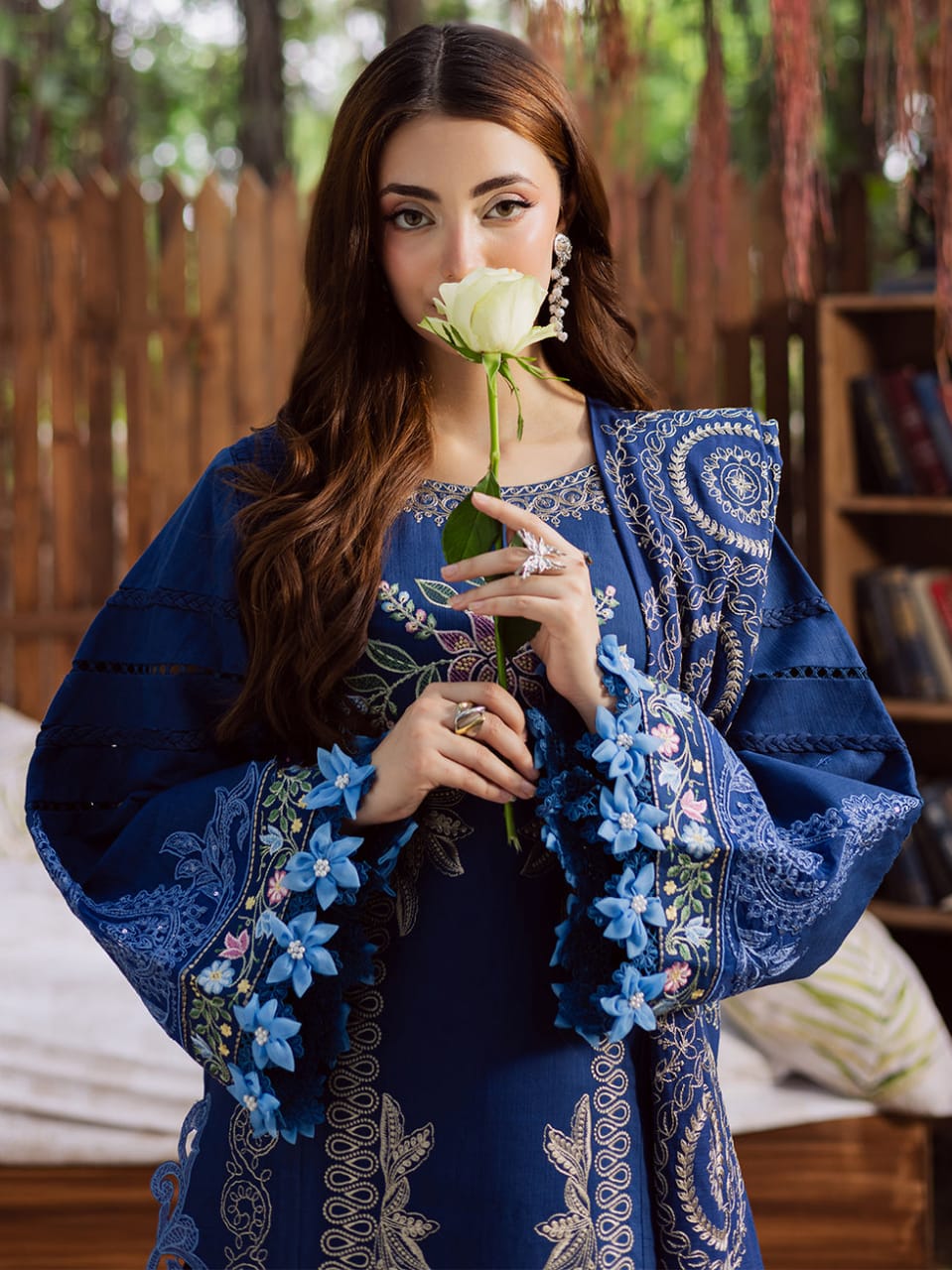 Parishay Blue Khaddar Winter Collection 3piece Unsitched