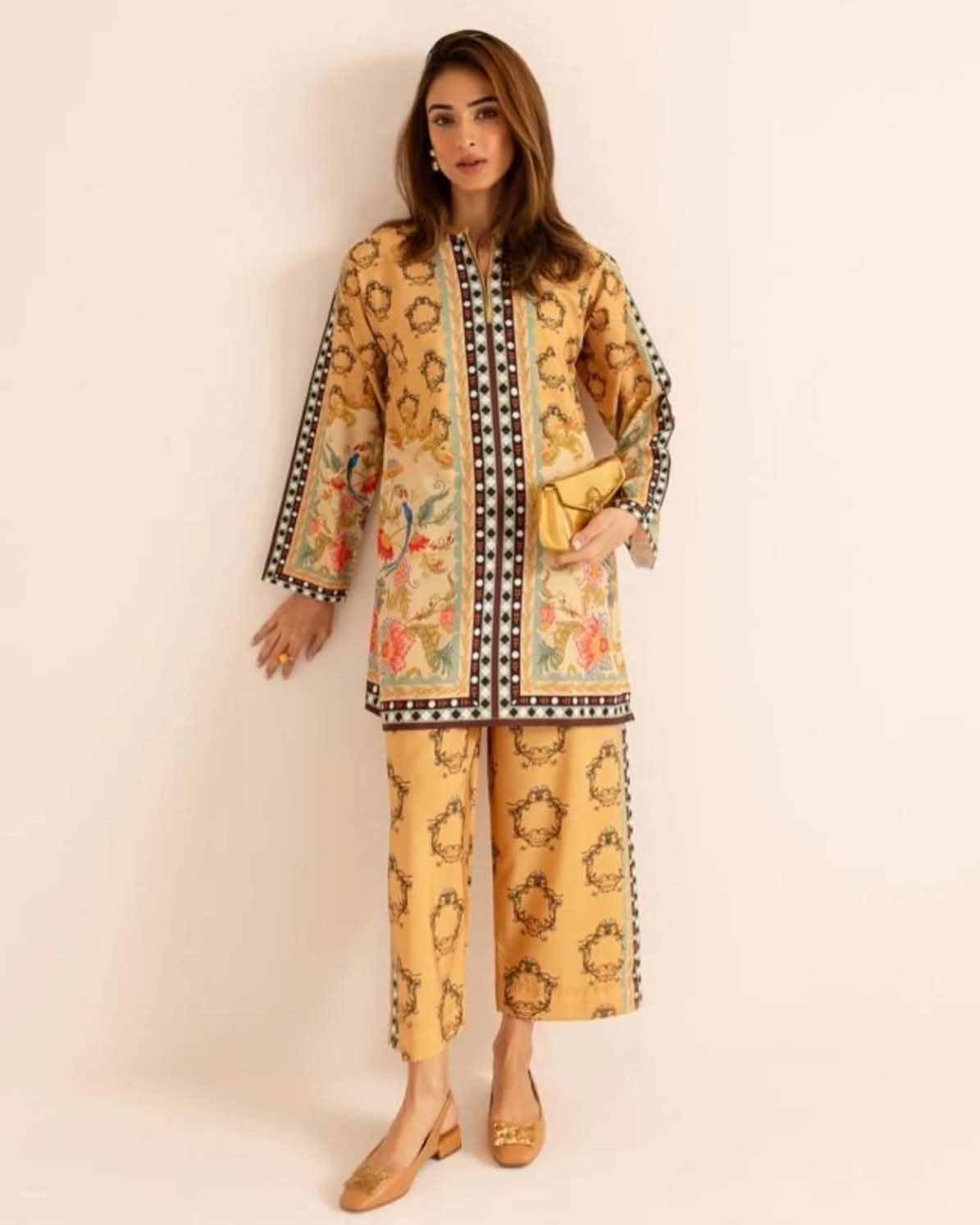 Lulusar Yellow Elegant Digital Printed 3-Piece Swiss Lawn Unstitched