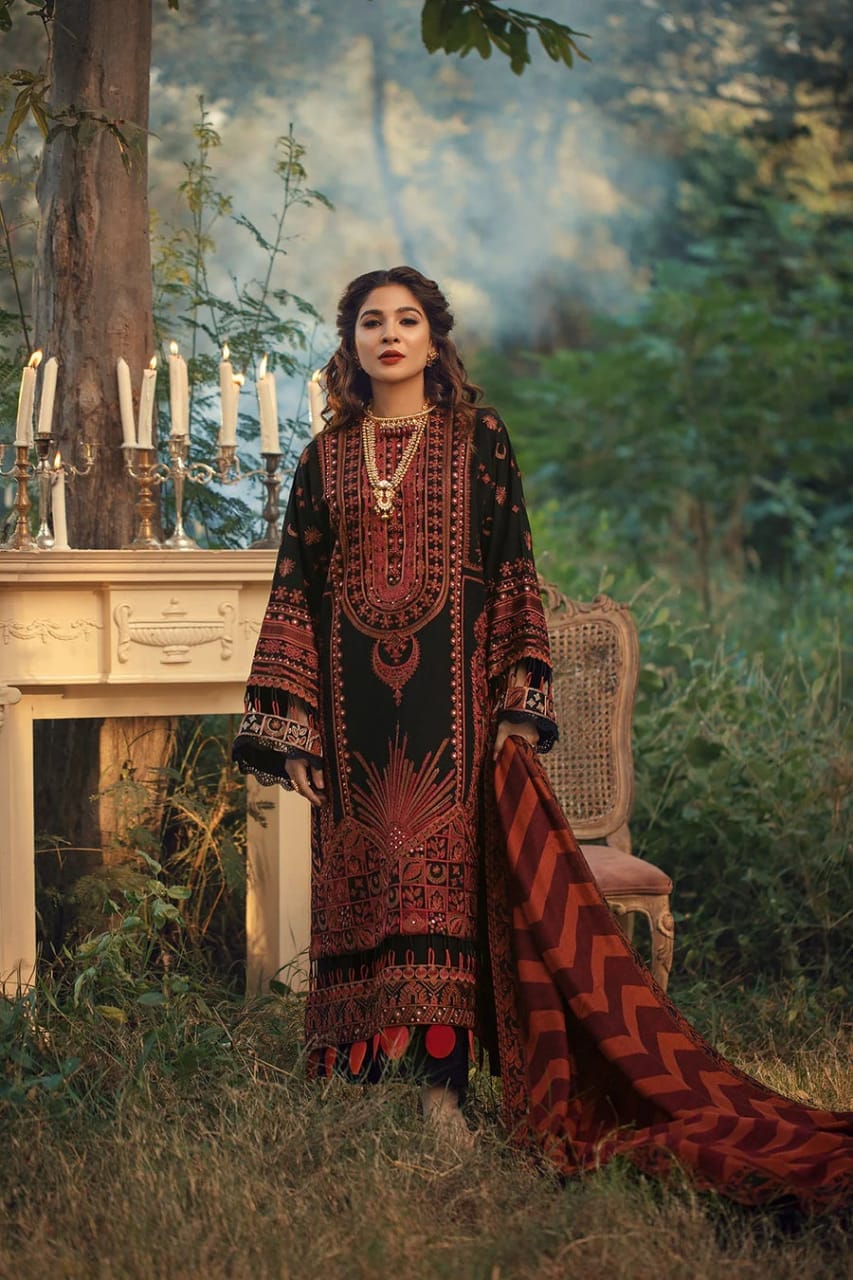 Maryam Hussain Black Luxury Lawn Embroidery New Arrival