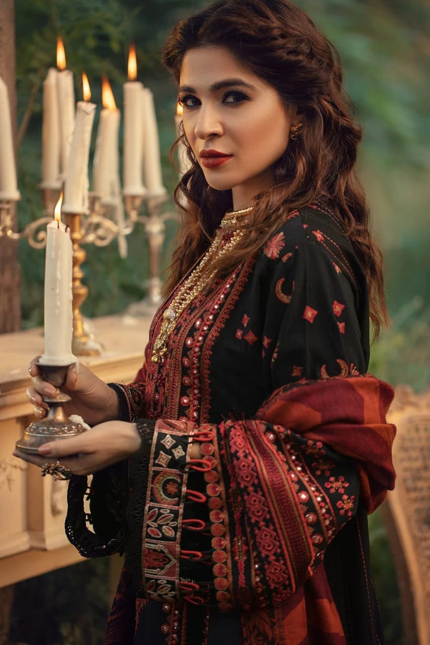 Maryam Hussain Black Luxury Lawn Embroidery New Arrival