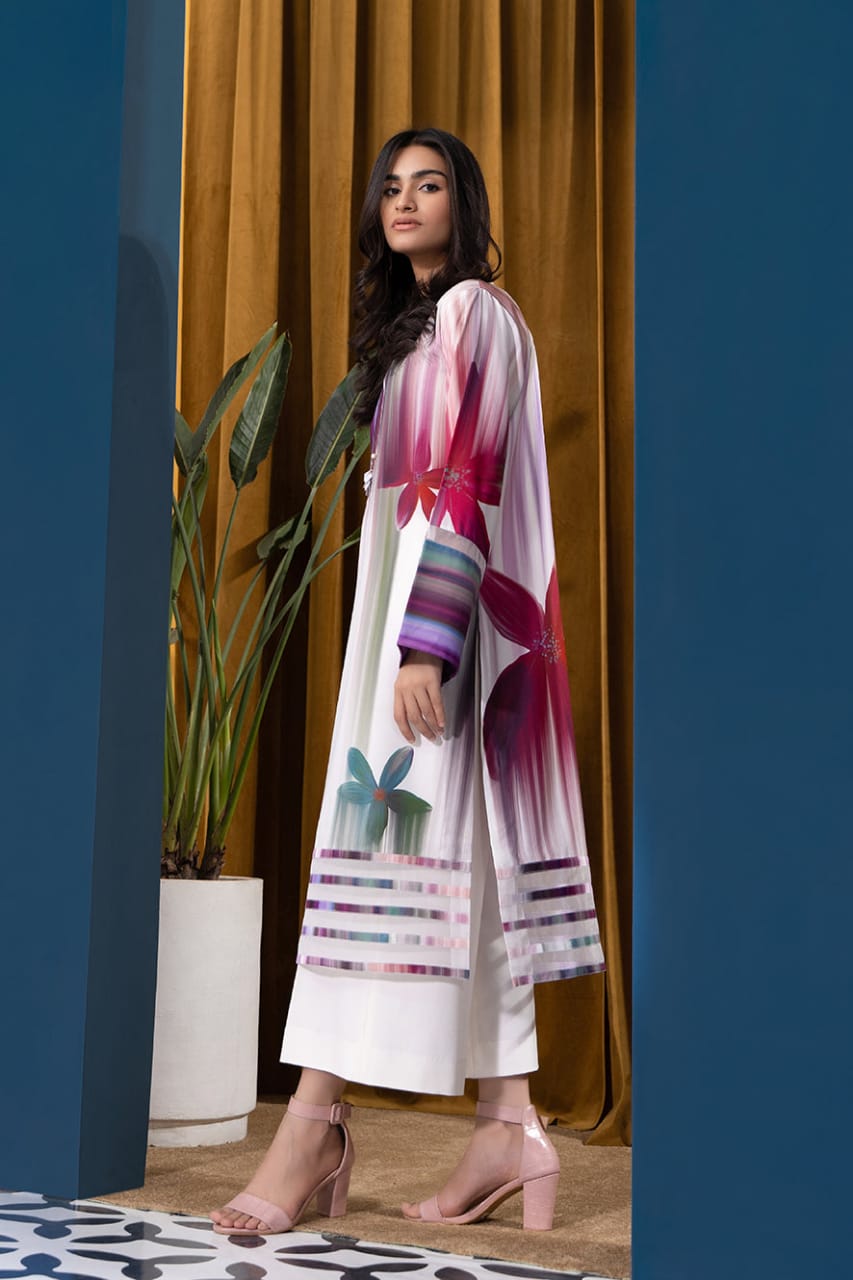 Lulusar Elegant Digital Printed 3-Piece silk fabric Unstitched