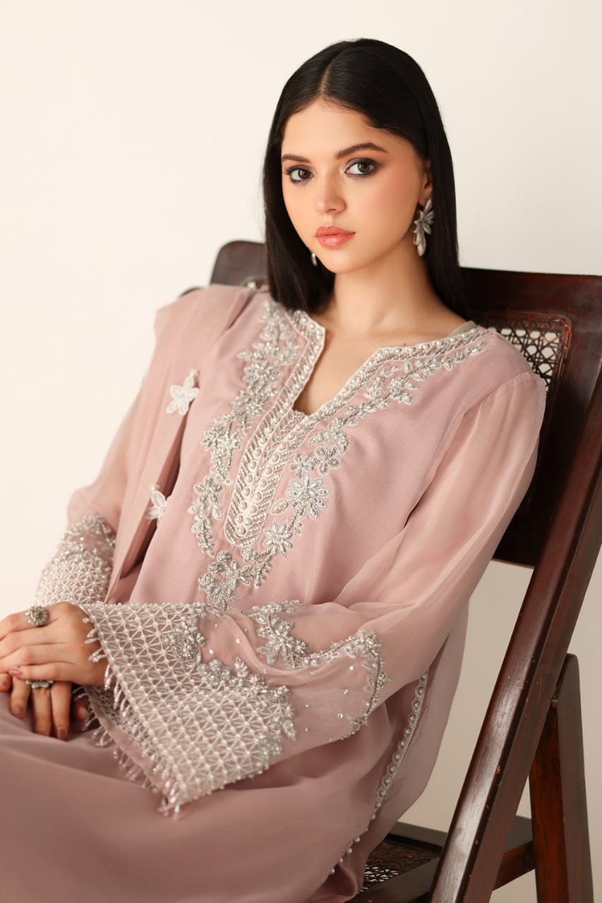 Baroque Peach Hand Wok Chiffon Embroidery Party Wear Collection 3piece Unstitched