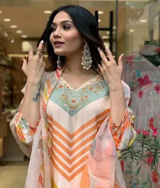 Lulusar Silk Digital Printed Yellow & White 3PC Unstitched Dress