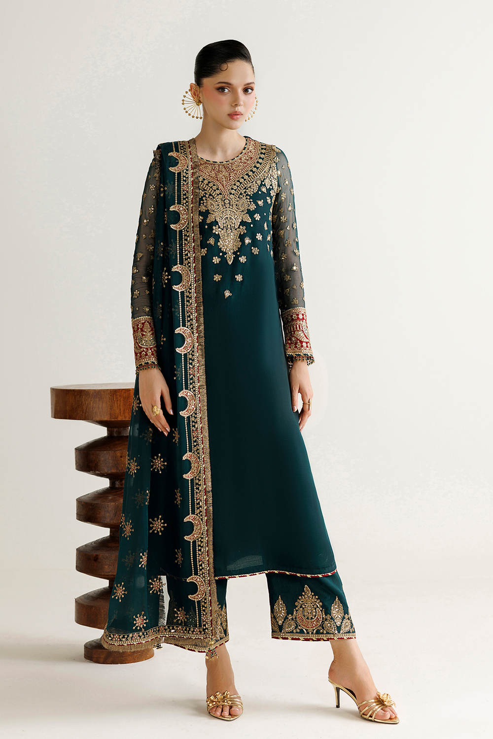 HR-028 | Luxury Chiffon 3 Piece Unstitched Bridal Suit 2026 – Heavy Adda Work